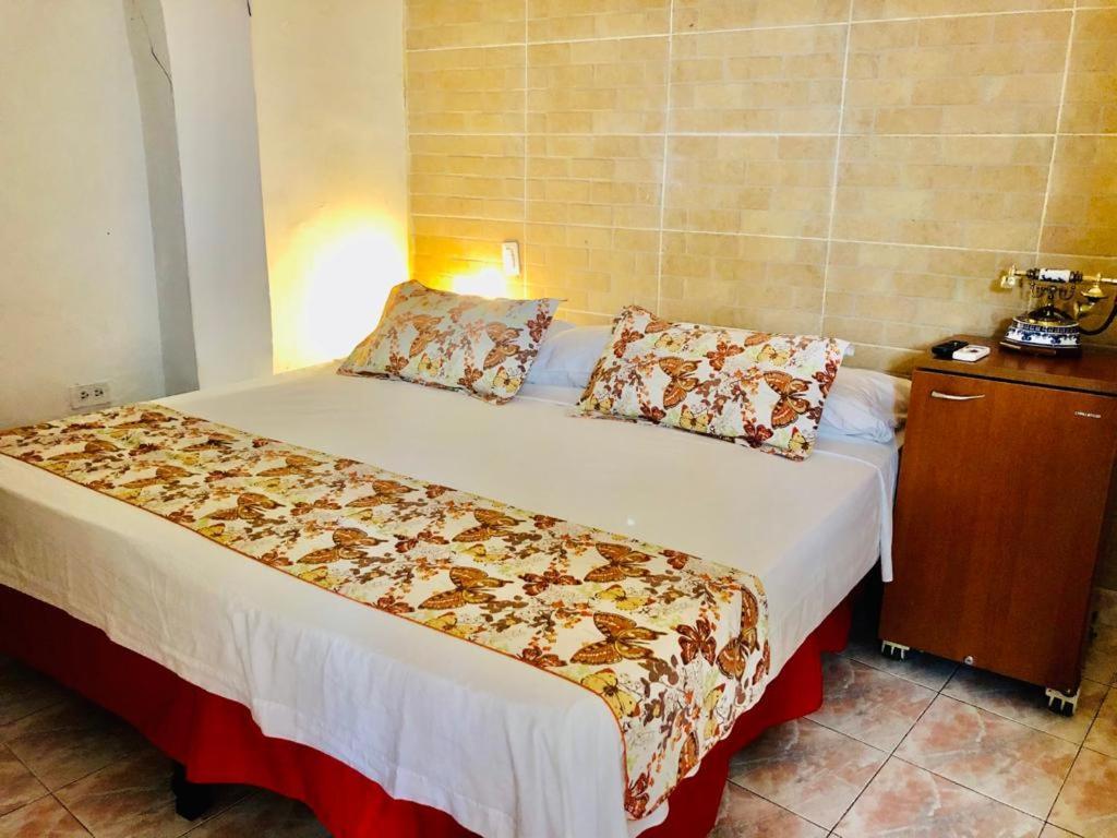 Antigua Calle Almudena Hotel Kartagena Zewnętrze zdjęcie