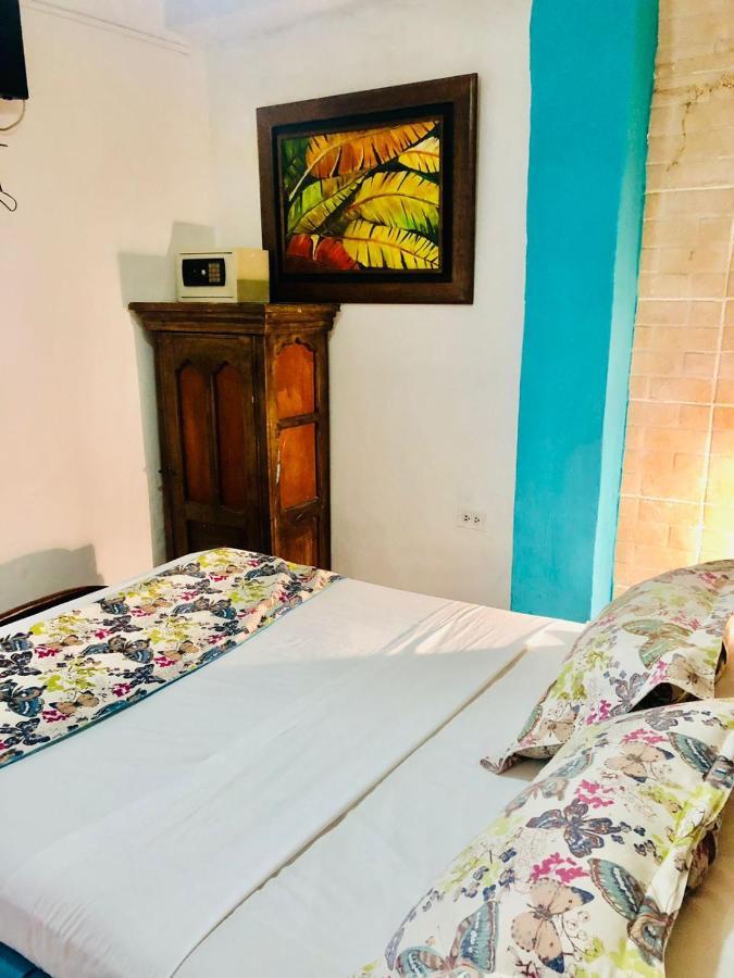 Antigua Calle Almudena Hotel Kartagena Zewnętrze zdjęcie