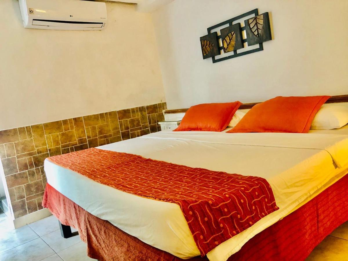 Antigua Calle Almudena Hotel Kartagena Zewnętrze zdjęcie