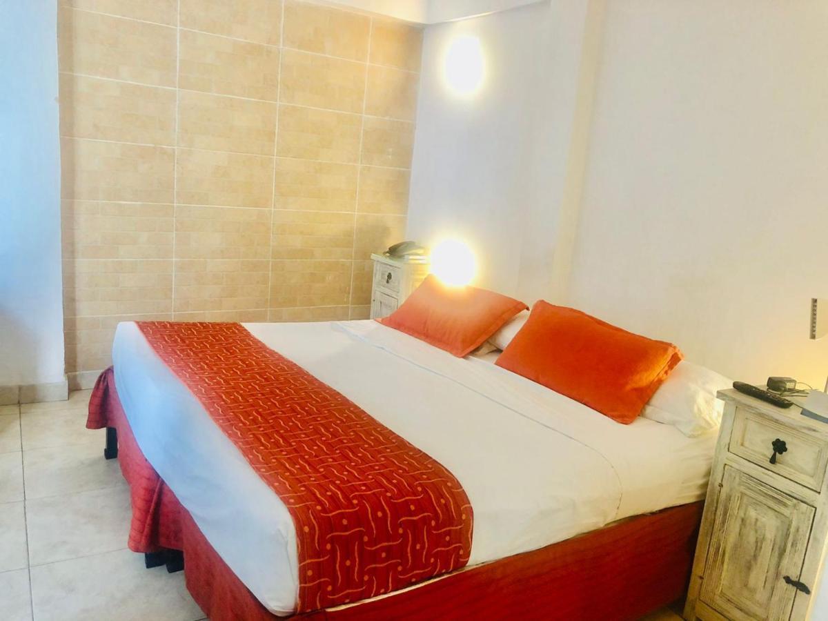 Antigua Calle Almudena Hotel Kartagena Zewnętrze zdjęcie