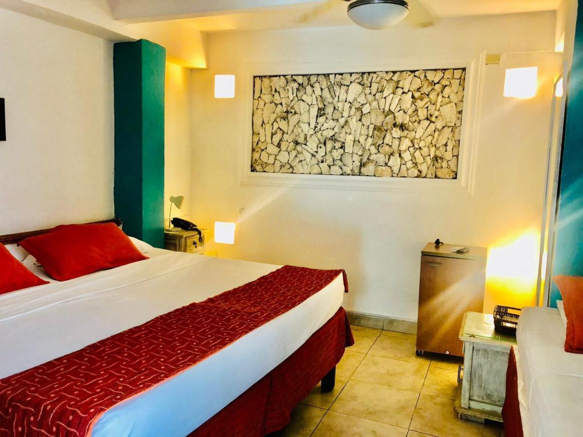 Antigua Calle Almudena Hotel Kartagena Zewnętrze zdjęcie